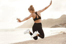 Victoria’s Secret’tan yeni spor koleksiyonu!