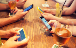 Aile üyelerinin siber dünyada güvenle sohbet etmesi için 10 tavsiye