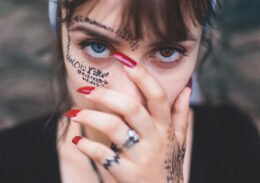 Ünlülerin İkonik Dövme Modelleri ve Anlamları