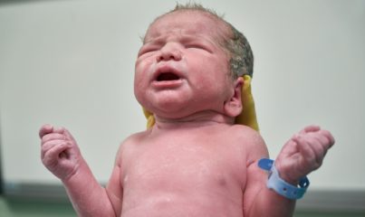 Yeni doğan bebek rehberi
