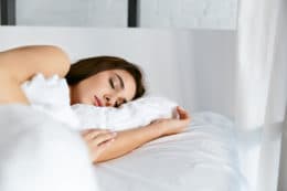 Uyku Problemi Mi Çekiyorsunuz? Uyumaya Yardımcı Besinler